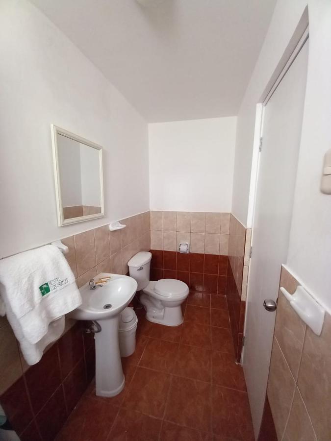 Hostal Los Frayles Паракас Екстер'єр фото