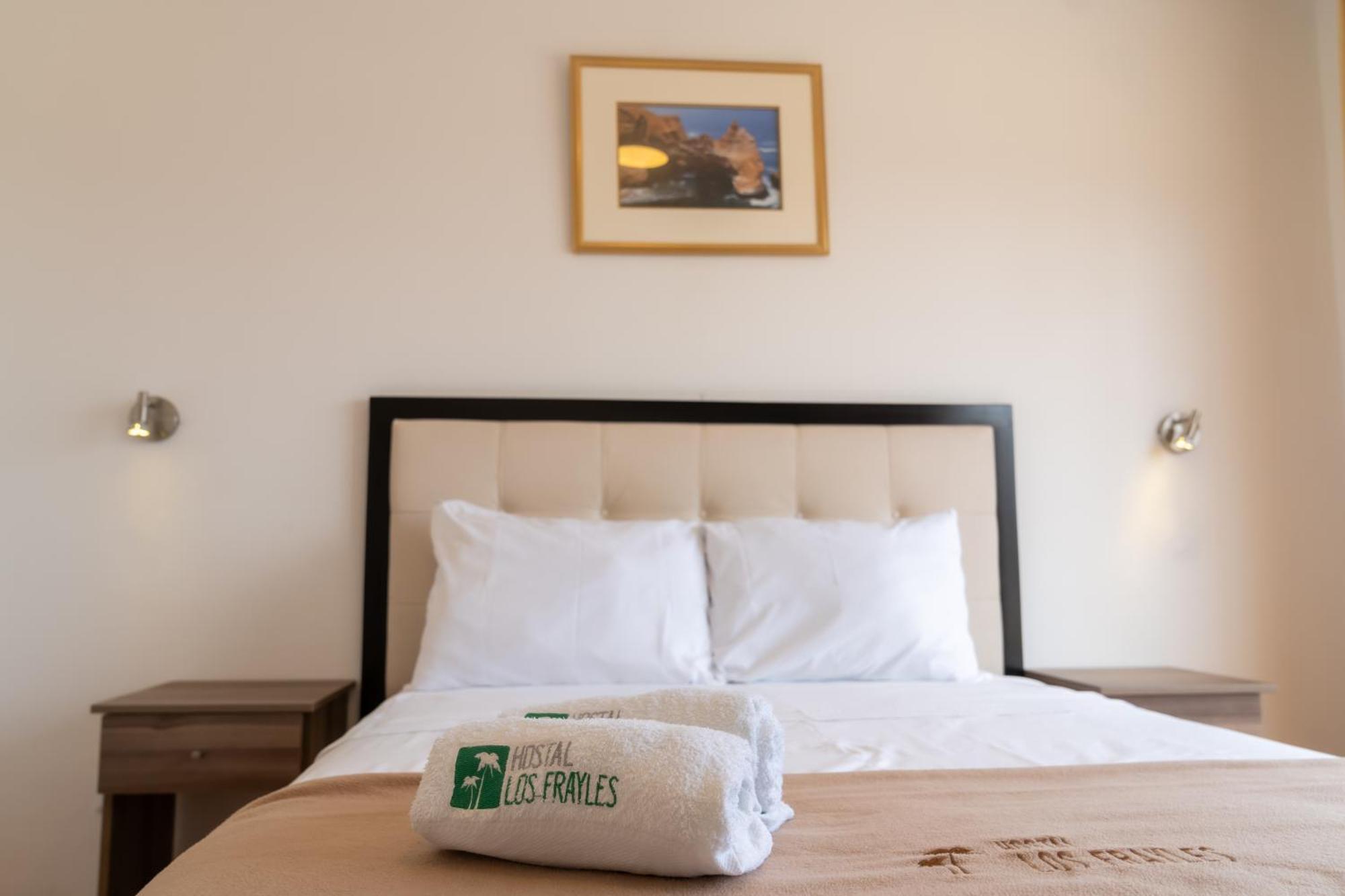 Hostal Los Frayles Паракас Екстер'єр фото