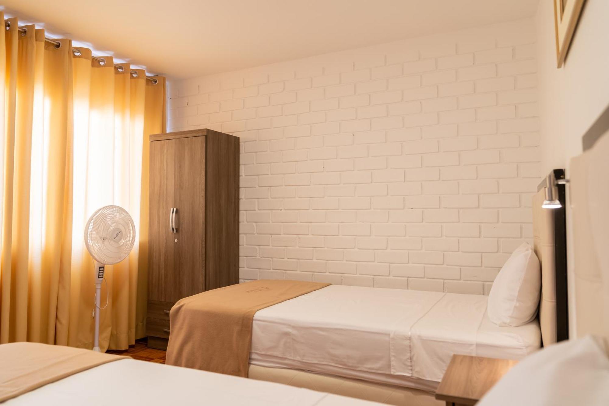 Hostal Los Frayles Паракас Екстер'єр фото